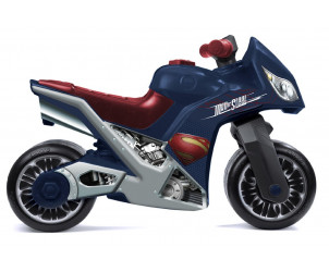 Moto con diseño de Superman