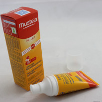 Leche solar alta protección SPF50 