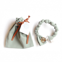 Sujetachupetes bolas + Bolsita